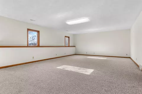 8317 Snaresbrook Rd, Roscoe, IL 61073 photo 32