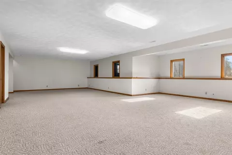 8317 Snaresbrook Rd, Roscoe, IL 61073 photo 31