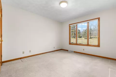 8317 Snaresbrook Rd, Roscoe, IL 61073 photo 25
