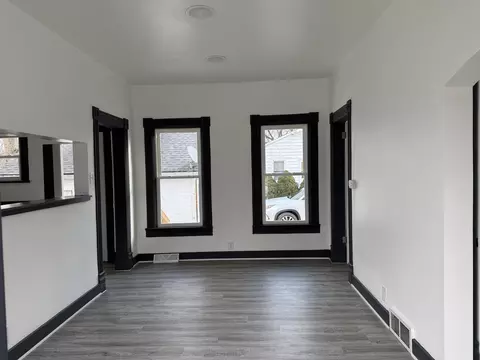 1122 Walnut Ave, Dixon, IL 61021 photo 5