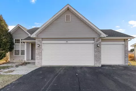 3337 Citadel Dr, Rockford, IL 61109