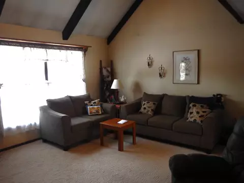 Living - 11578 Edgemere Ter, Roscoe, IL 61073 photo 2 of 3
