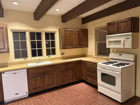 Kitchen - 1629 W Harrison St, Freeport, IL 61032 photo 2 of 3
