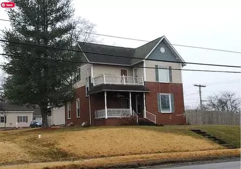 604 W Water St, Pinckneyville, IL 62274