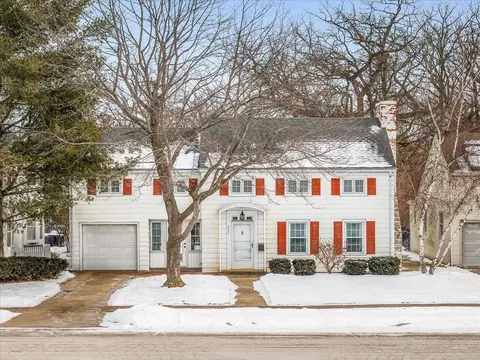 2433 Oxford St, Rockford, IL 61103
