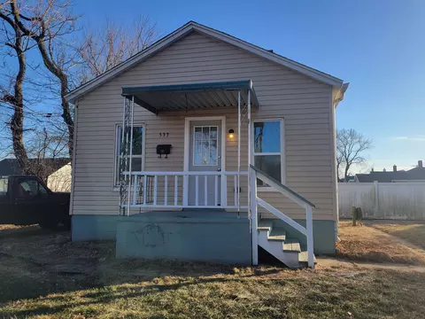 533 Deleon St, Ottawa, IL 61350
