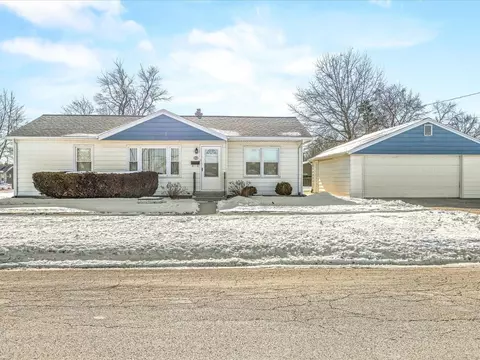 1321 Northfield Ave, Loves Park, IL 61111