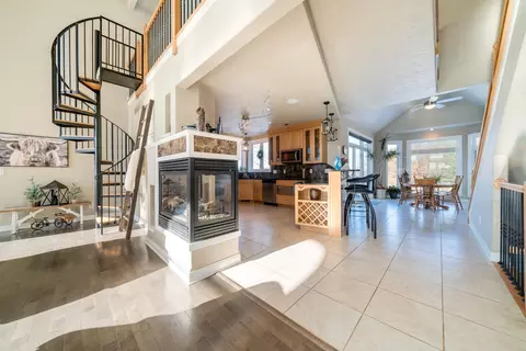 4092 W Pond Rd, Leaf River, IL 61047 photo 13