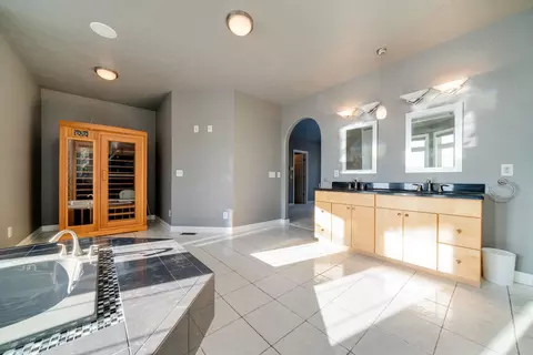 4092 W Pond Rd, Leaf River, IL 61047 photo 40