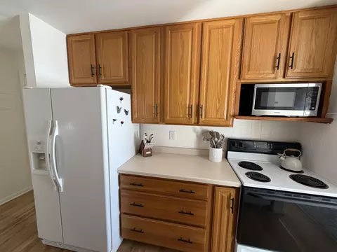 Kitchen - 714 Kiwanis, Freeport, IL 61032 photo 4 of 4
