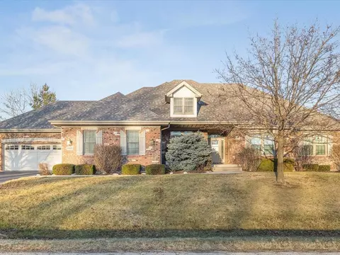 5565 River Run Pkwy, Belvidere, IL 61008