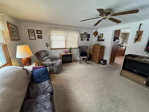 328 E Carroll St, Lanark, IL 61046 photo 16