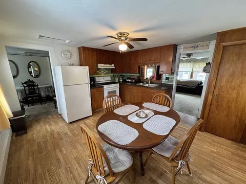 328 E Carroll St, Lanark, IL 61046 photo 10