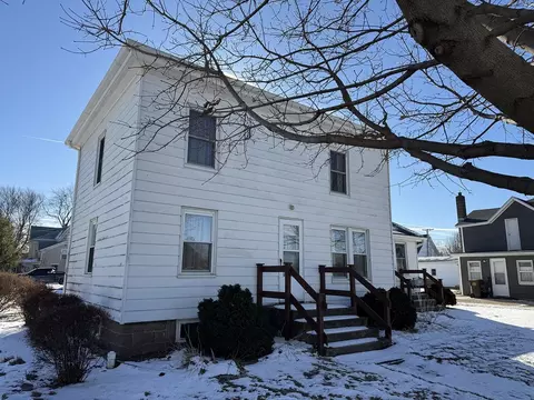 328 E Carroll St, Lanark, IL 61046 photo 3