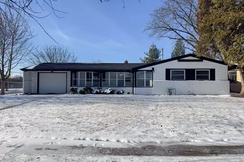 1424 Comanche, Rockford, IL 61107