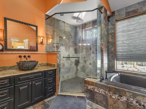 7447 Stacy Ct, Roscoe, IL 61073 photo 27