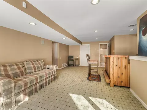 7447 Stacy Ct, Roscoe, IL 61073 photo 46