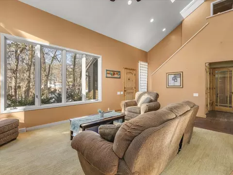 7447 Stacy Ct, Roscoe, IL 61073 photo 5