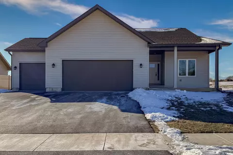550 Cross Plains Rd, Rockford, IL 61107