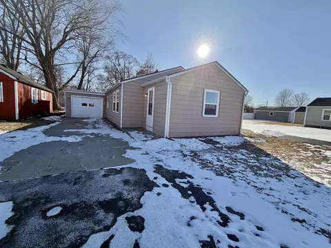 3612 Sunnyside Ave, Rockford, IL 61101