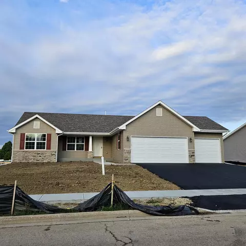 1017 Forest Garden Dr, Loves Park, IL 61111