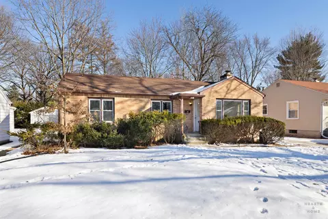 1423 Roncevalles Ave, Rockford, IL 61107