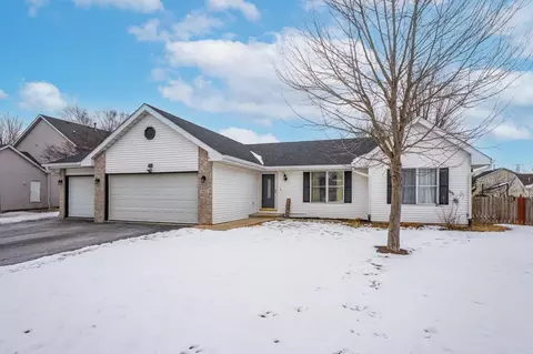 803 Nancys Ln, Belvidere, IL 61008