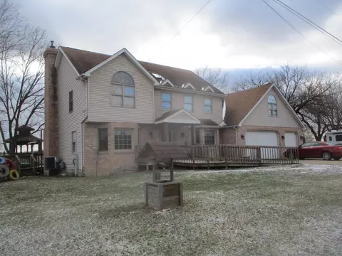 1864 N 2753rd Rd, Ottawa, IL 61350