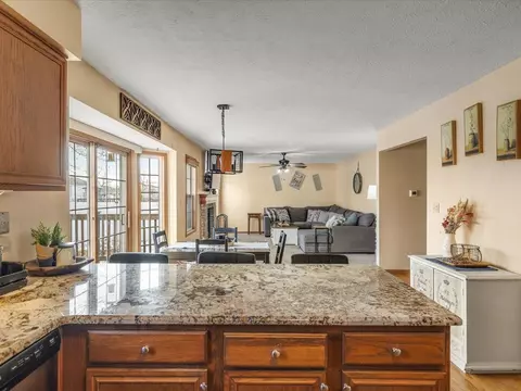 10853 Lemon Grass, Roscoe, IL 61073 photo 22