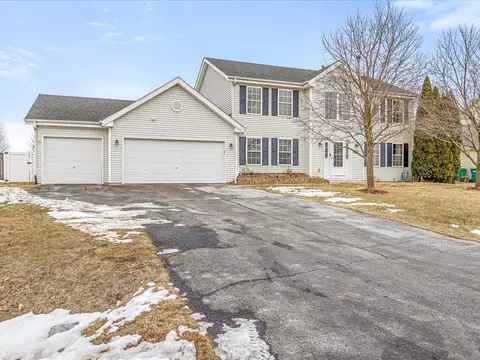 10853 Lemon Grass, Roscoe, IL 61073 photo 3