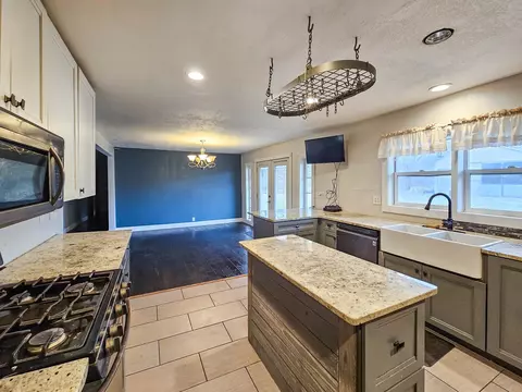 10582 Atwood Rd, Roscoe, IL 61073 photo 13