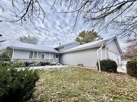 5927 Linden Rd, Rockford, IL 61108