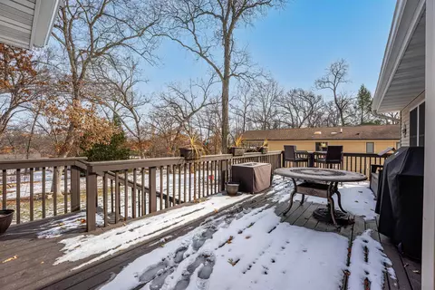 Exterior - 2035 Hillsdown Rd, Lake Summerset, IL 61019 photo 5 of 6