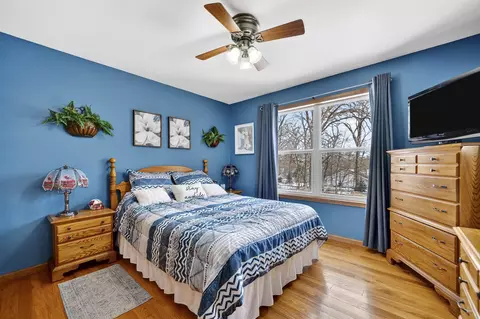 Bedroom - 2035 Hillsdown Rd, Lake Summerset, IL 61019 photo 4 of 6