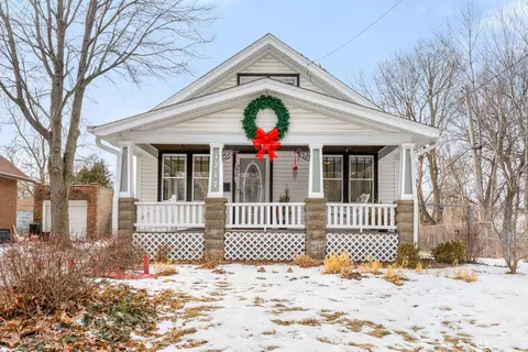 1217 Rose Ave, Rockford, IL 61102