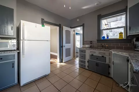Kitchen - 520 S Burchard Ave, Freeport, IL 61032 photo 2 of 2