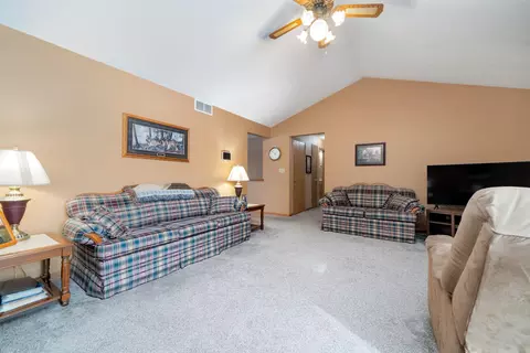 Living - 6395 Greystone, Roscoe, IL 61073 photo 5 of 5