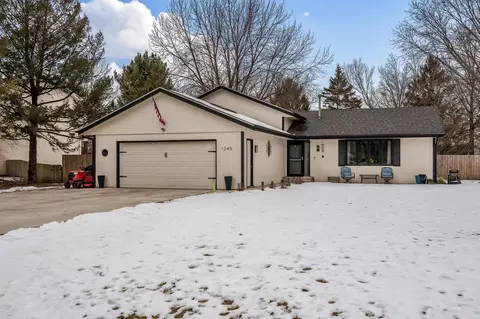 1245 Aldrin Rd, Rockton, IL 61072