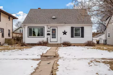 1908 Melrose St, Rockford, IL 61103