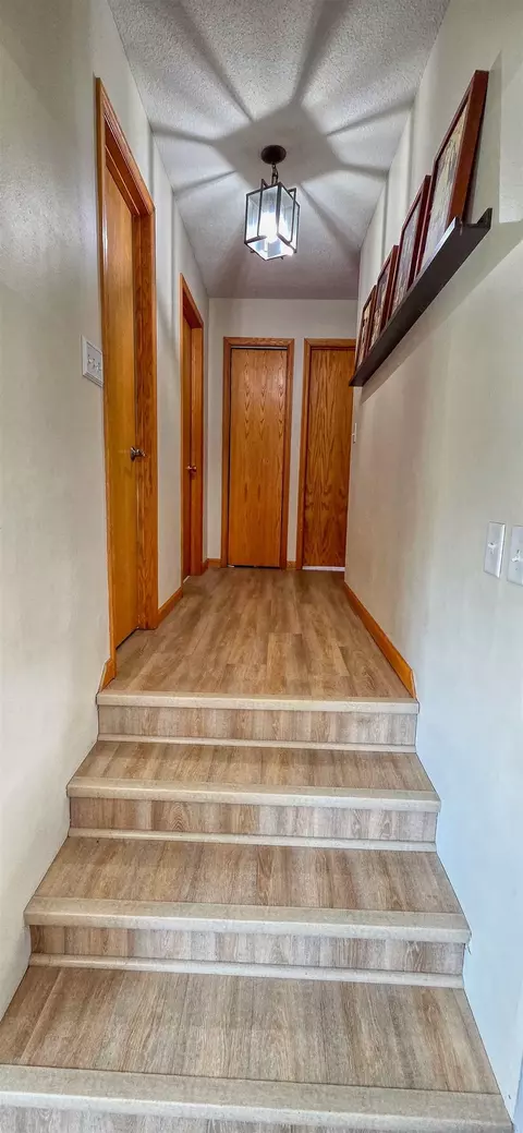 Entry Way - 515 Hill St, Lanark, IL 61046 photo 3 of 3