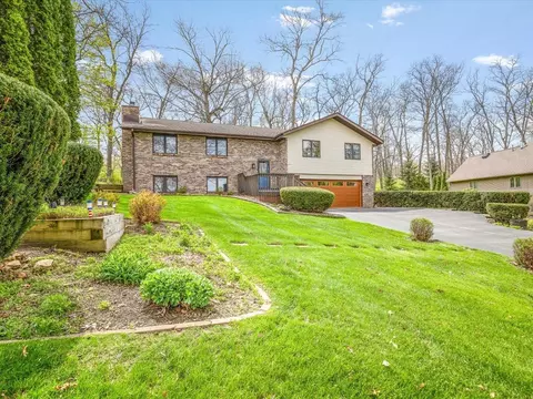 Exterior - 548 Baintree Rd, Lake Summerset, IL 61019 photo 26 of 30