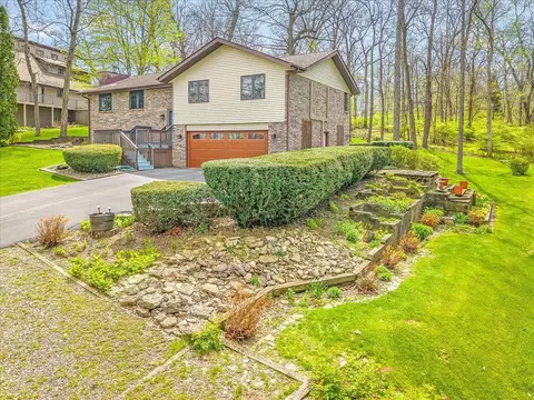 Exterior - 548 Baintree Rd, Lake Summerset, IL 61019 photo 30 of 30