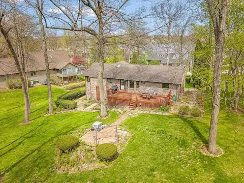 Exterior - 548 Baintree Rd, Lake Summerset, IL 61019 photo 12 of 30