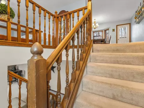 Entry Way - 548 Baintree Rd, Lake Summerset, IL 61019 photo 1 of 4