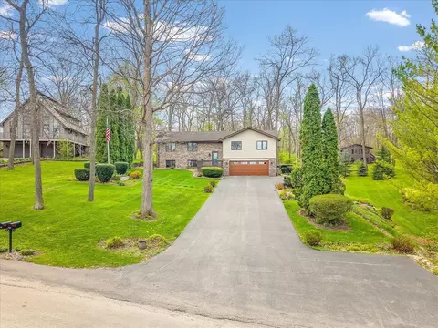 Exterior - 548 Baintree Rd, Lake Summerset, IL 61019 photo 29 of 30