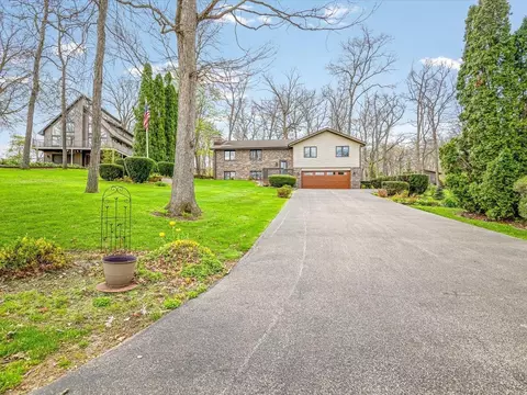 Exterior - 548 Baintree Rd, Lake Summerset, IL 61019 photo 28 of 30