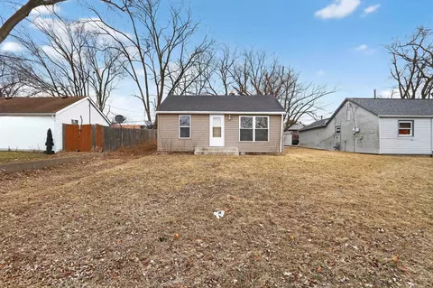 3136 Sewell St, Rockford, IL 61109