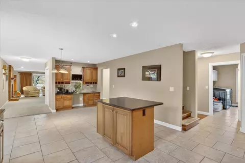 8306 E Crockett Rd, Roscoe, IL 61073 photo 20