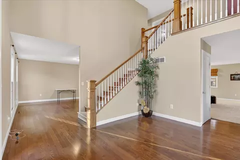8306 E Crockett Rd, Roscoe, IL 61073 photo 12