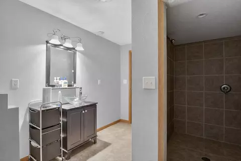 8306 E Crockett Rd, Roscoe, IL 61073 photo 35